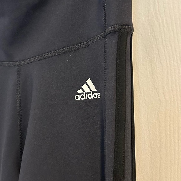 Adidas charcoal leggings - Picture 3 of 4